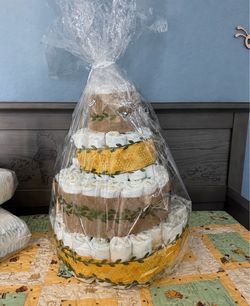 Adorable Diaper Cake Bundle 🍼🤍