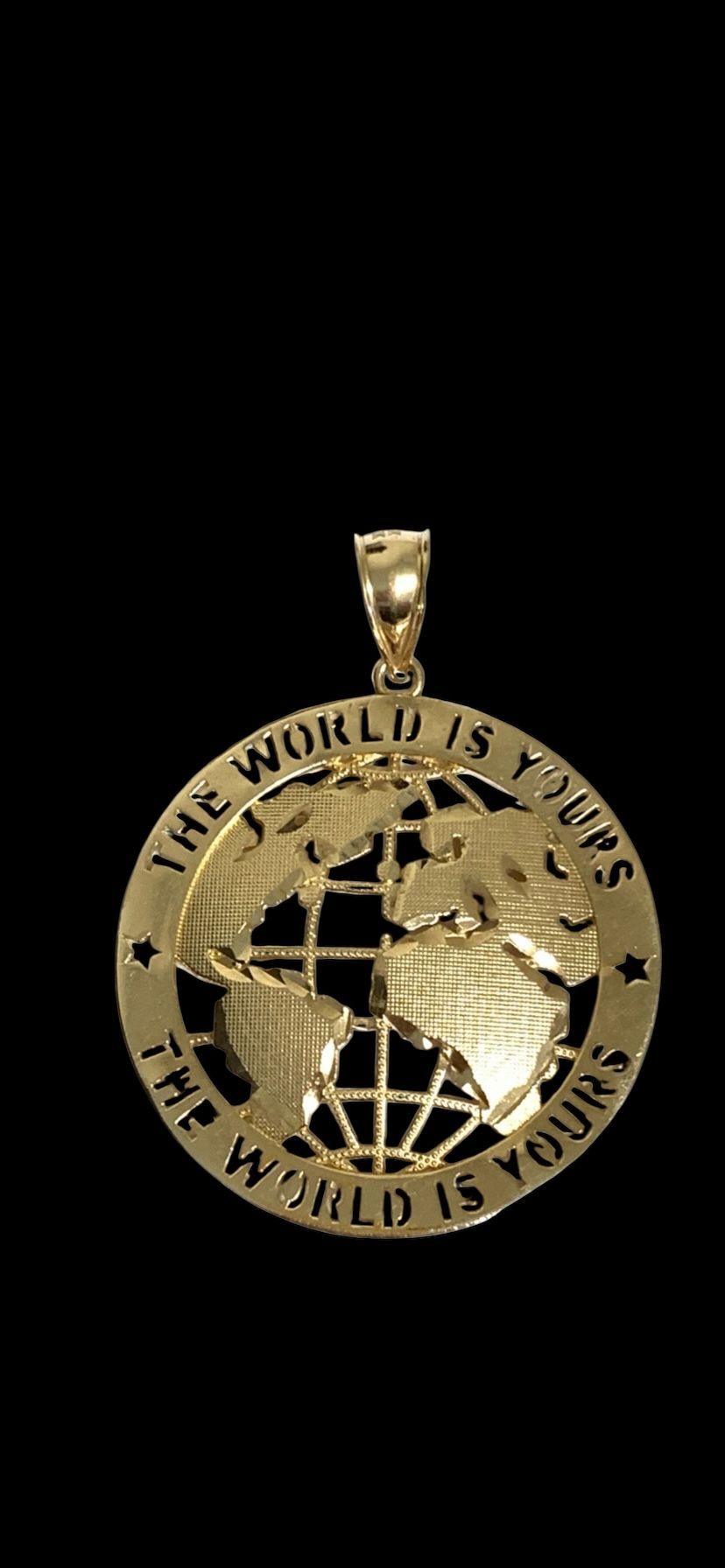 2 1/2" World is Yours gold pendant #29803