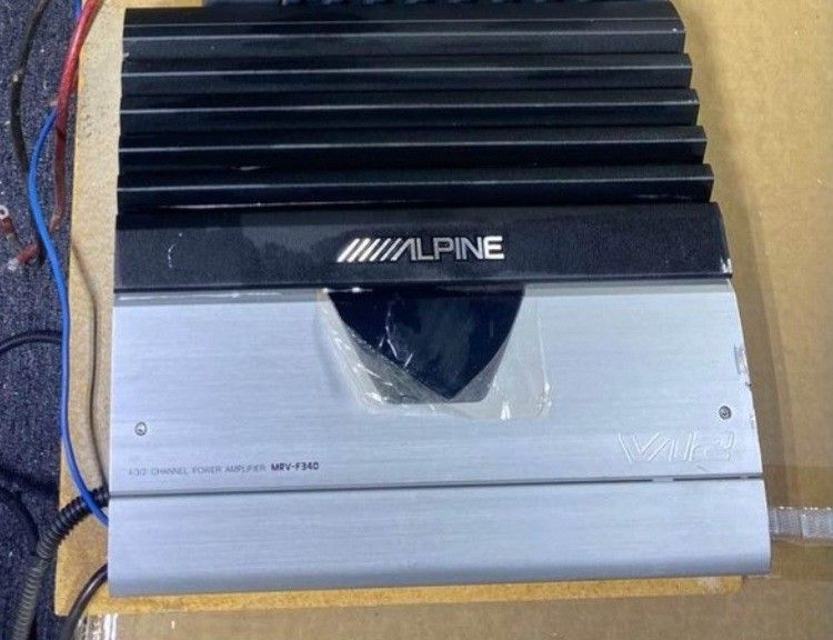 ALPINE Mrv-f340 4/3/2 Channel Amplifier Powerful Like New And