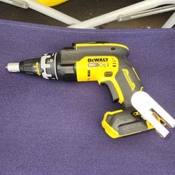 DEWALT  IN GOOD CONDITION 20V XR BRUSHLESS DRYWALL SCREWGUN (TOOL ONLY)