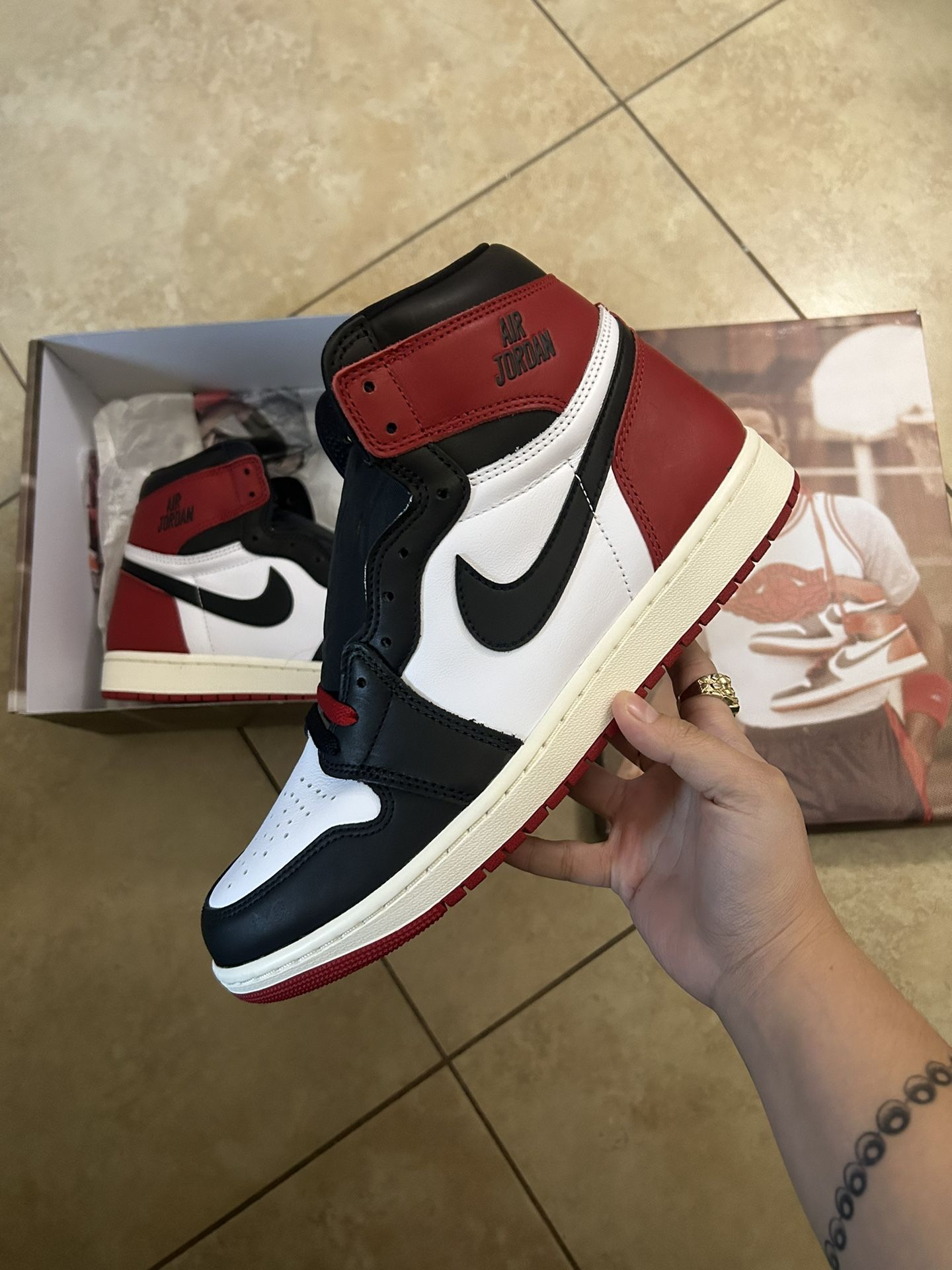 Jordan 1 Retro Hugh Black Toe