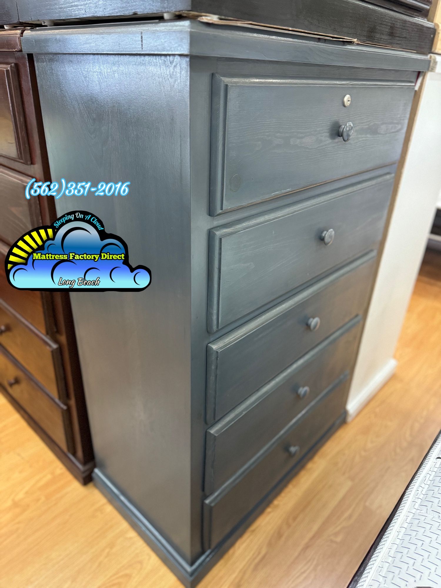 Assembled Grey Solid Wood 5 Drawer Chest With Lock