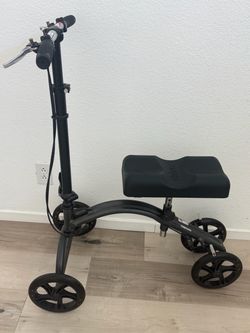 Drive steerable knee walker  Excellent