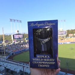 2024 WS Replica Trophy. 6/17 Dodger