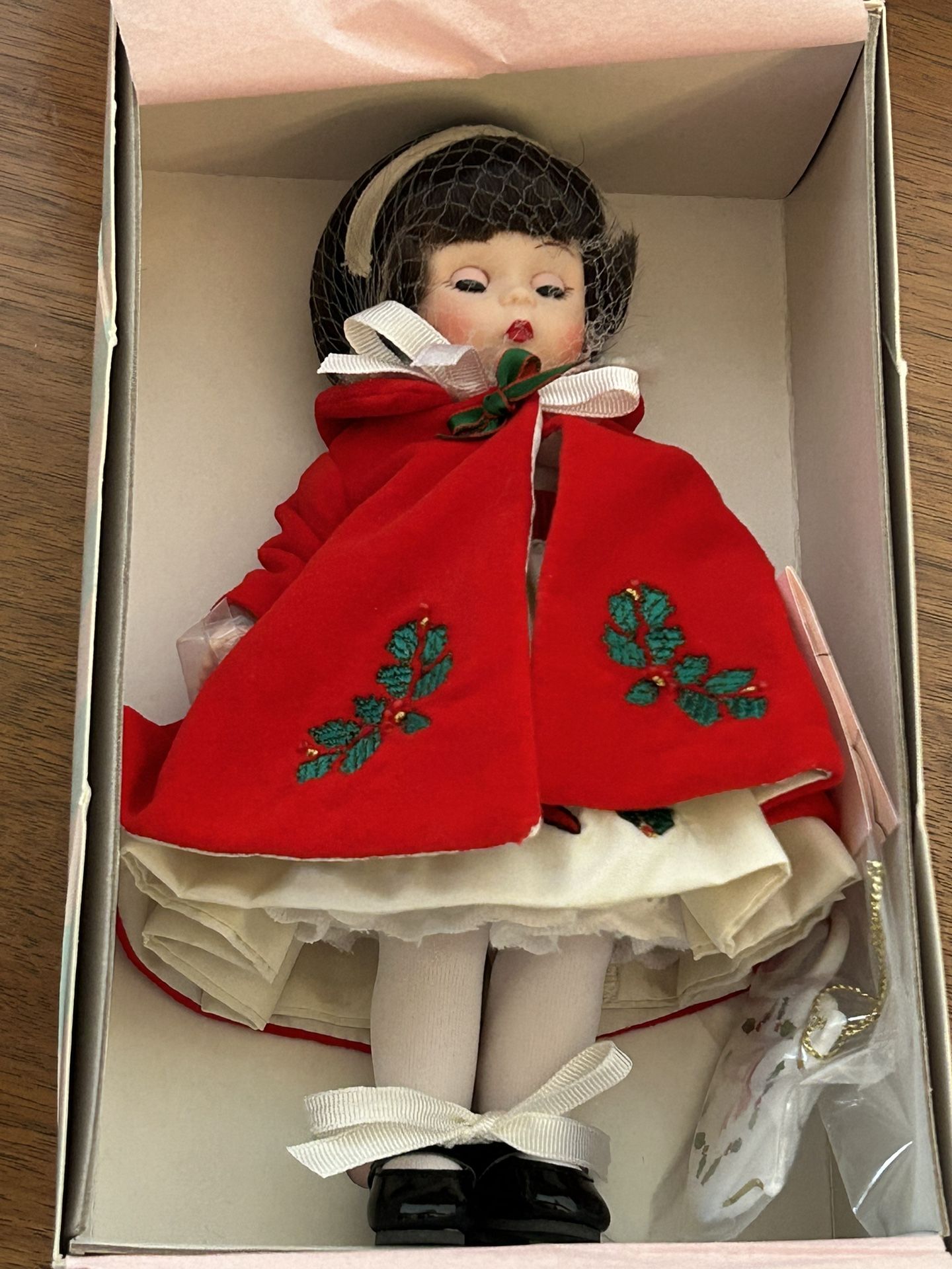 Madame Alexander Dolls - Christmas Tea with Ornament