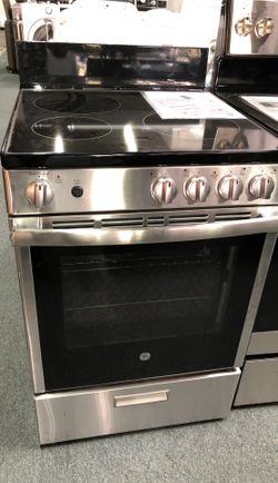 Electric range stove 24 inches original price $949 our price $599 only