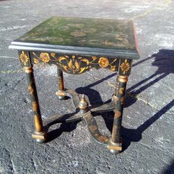 **NAPOLEON III STYLE PAINTED WOOD END TABLE** $350 obo