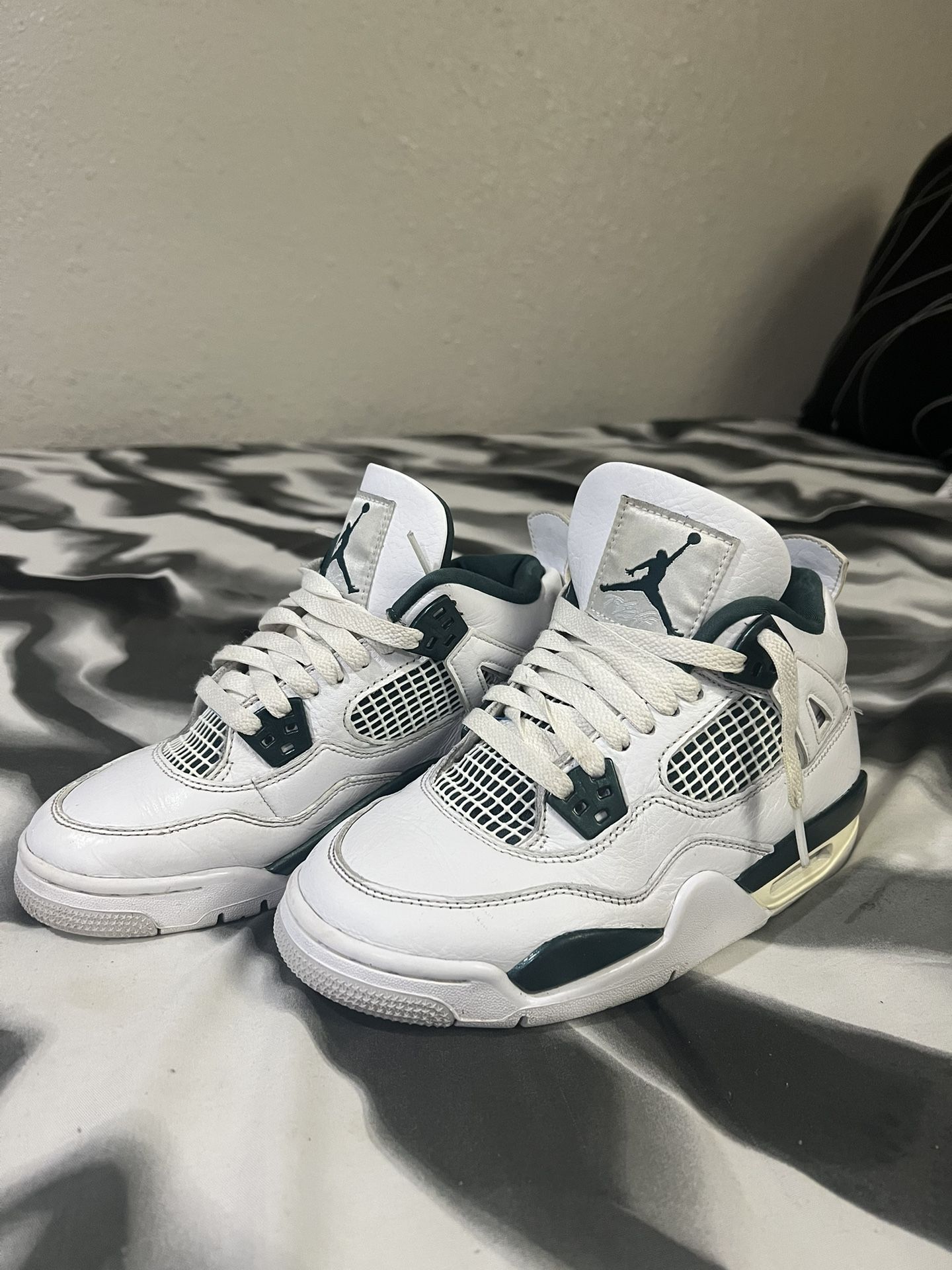 Jordan Retro 4s for Sale in Denver, CO - OfferUp