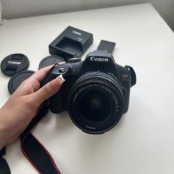 Canon Rebel T7 Premium Kit – Like New