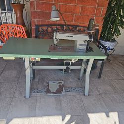 Juki Professional Sewing DDL5550 MACHINE 