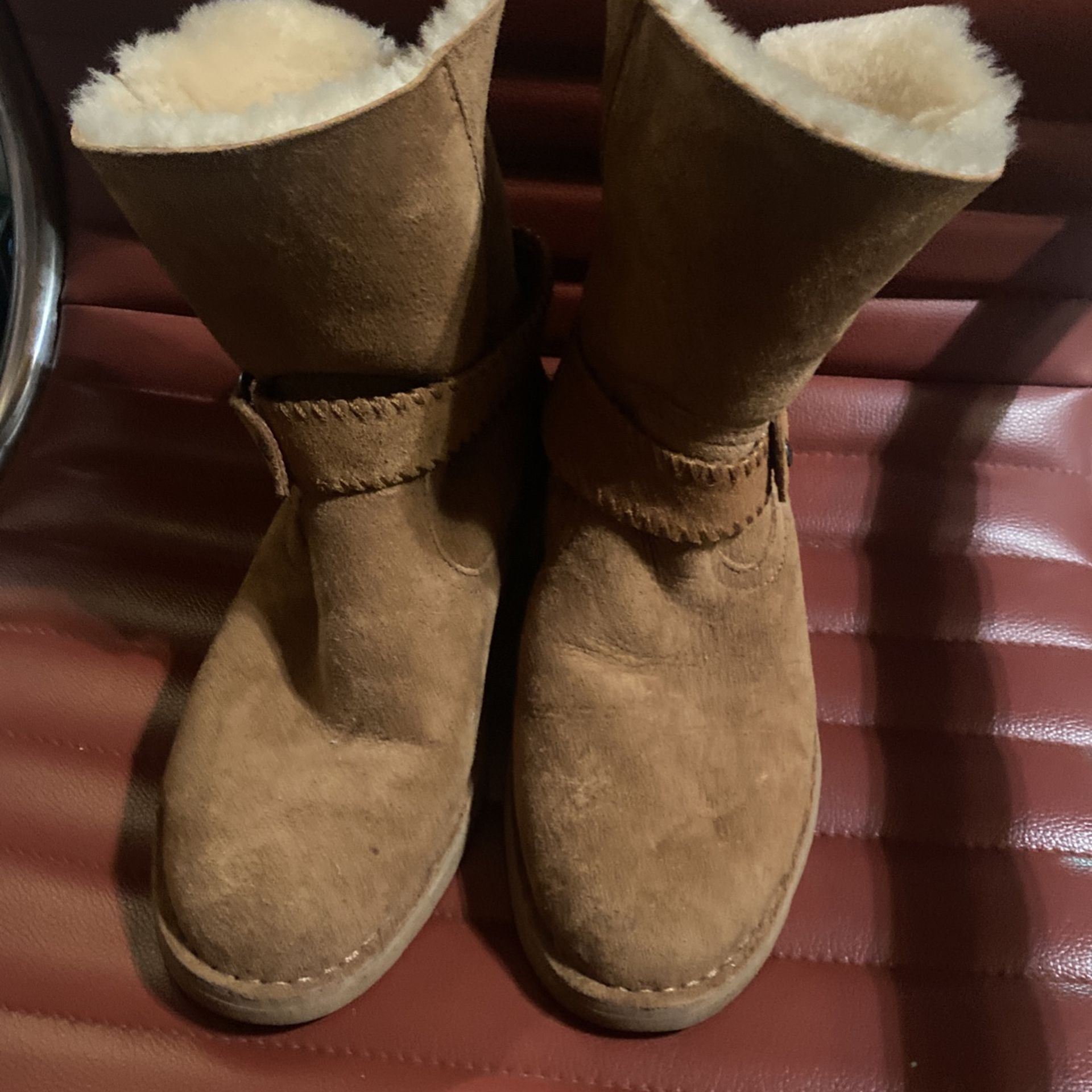 Uggs for Sale in San Antonio, TX - OfferUp