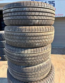 255/60/18 Goodyear vendo un set de llantas usadas excelente condiciones de vida las 4 ✅🤩I am selling a set of used tires, all 4 in excellent living c