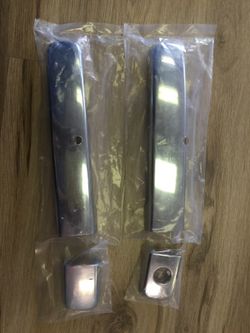 Chrome door handle cover 05-06 Nissan Frontier/pathfinder