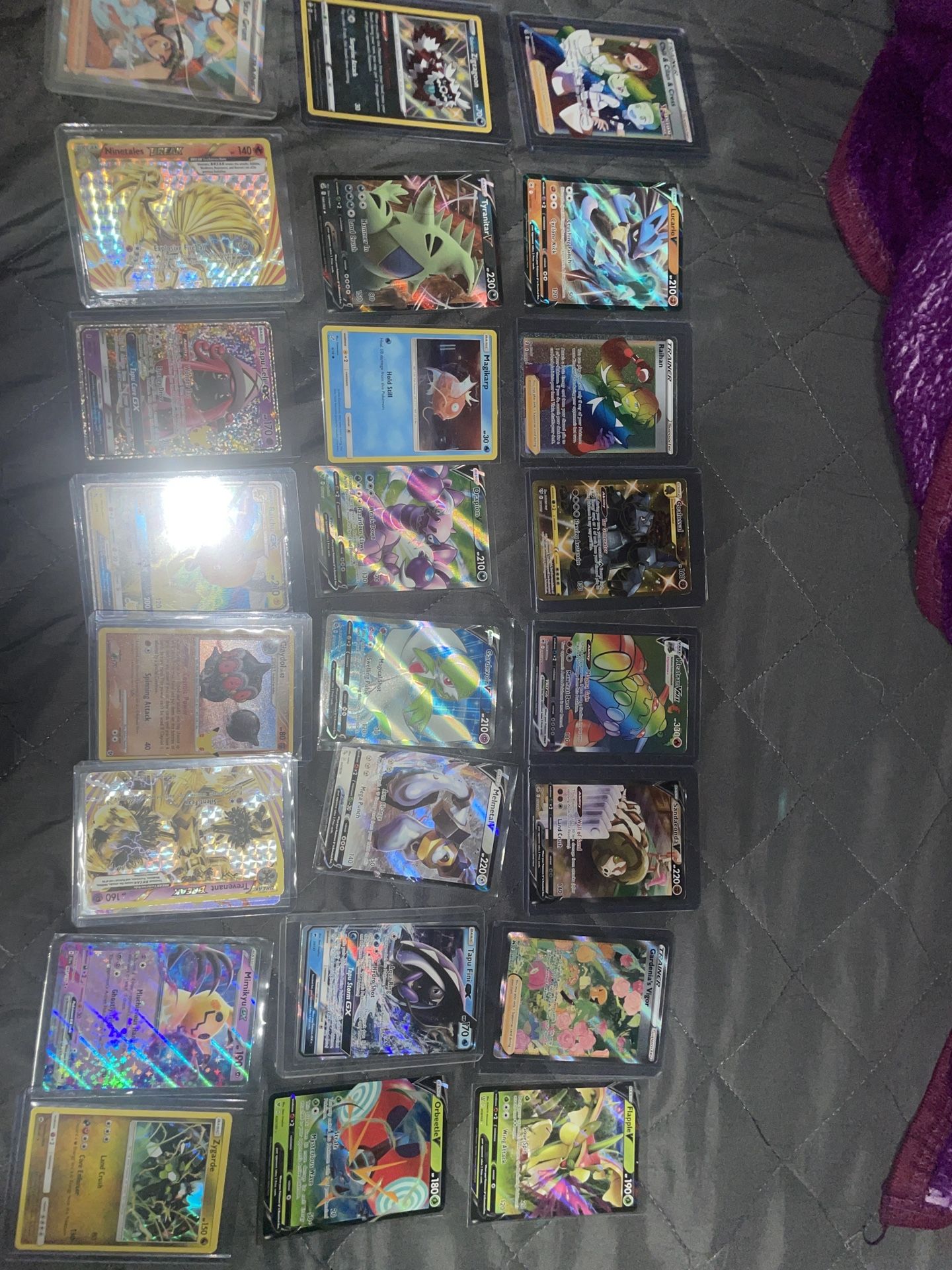 A lot Of Pokemon Cards Good Mix