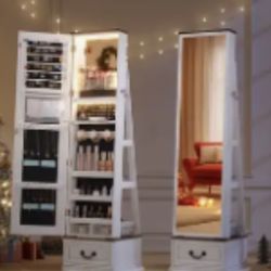 White / Jewelry Armoire with Lighted Mirror / Full Length 