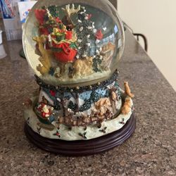 Large Musical Snow Globe