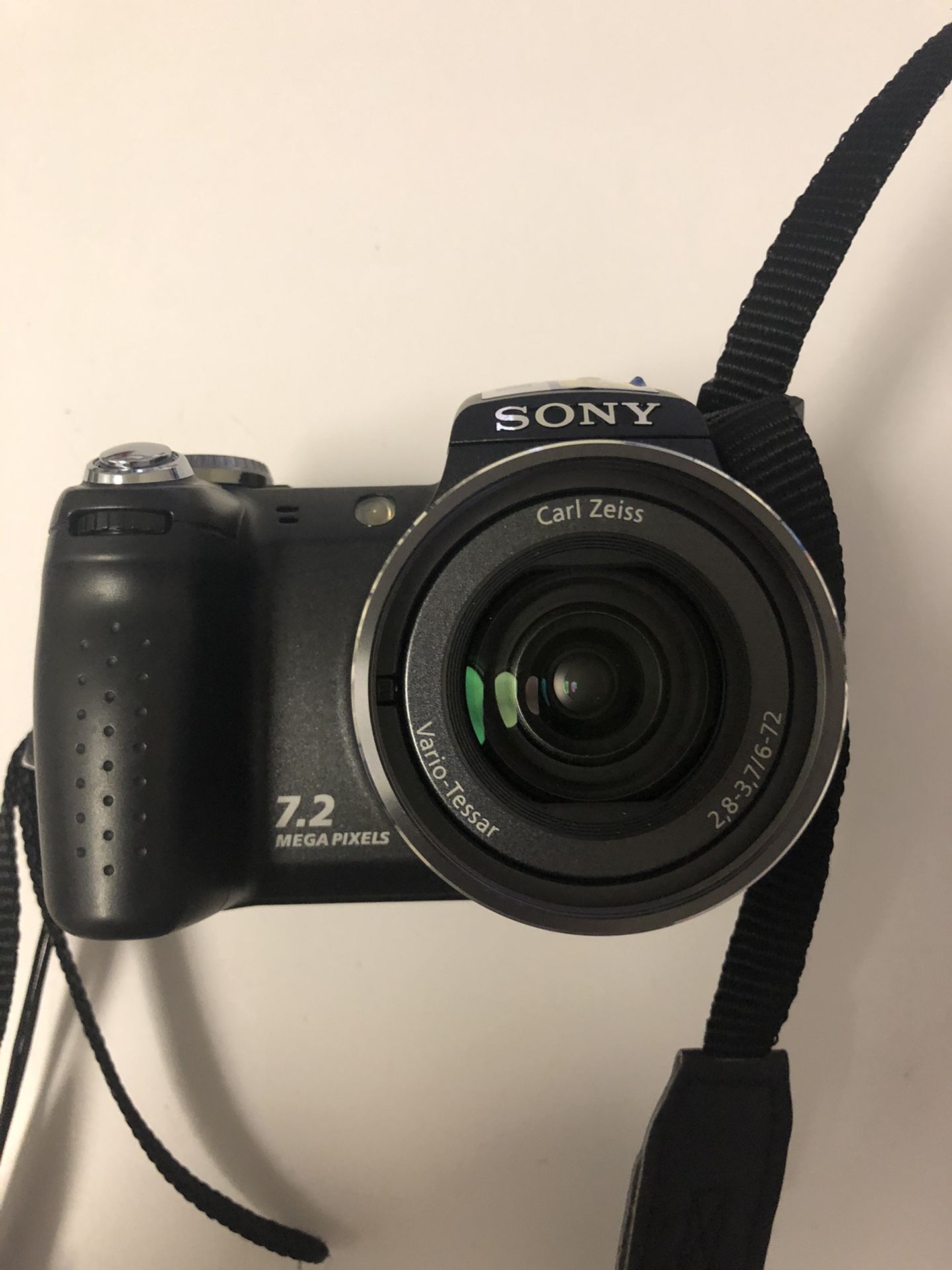 Sony Digital Camera Cyber-Shot DSC-H5