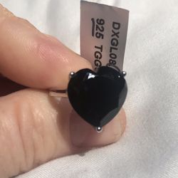 Black Spinel Heart Shaped Ring