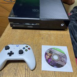 Microsoft Xbox One Console 1540 500gb w/ 1 Game -  One Controller Pre-owned