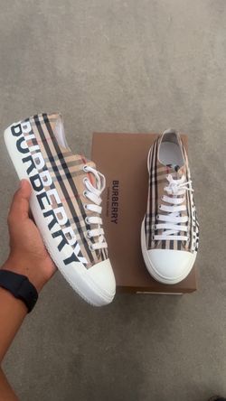 Men’s Burberrys Sneakers