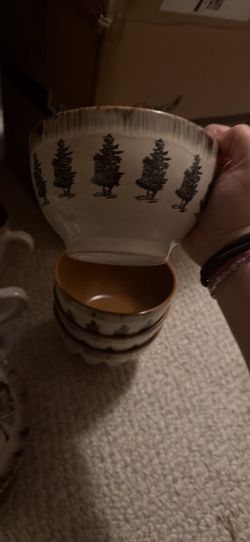 Full dinnerware set