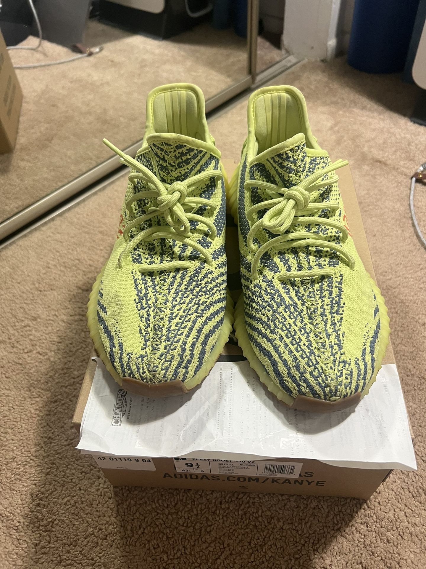Adidas Yeezy Boost 350 V2 Semi Frozen Yellow Sz 9.5