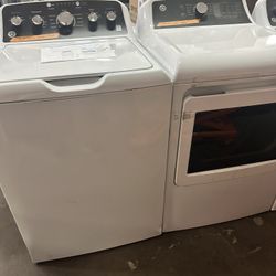 New Ge Top Load Washer With Gas Dryer