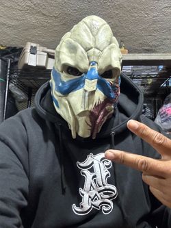 Alien mask