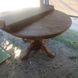 Oak Pedestal Table
