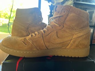 Air Jordan 1 Retro OG High Wheat - Size 10