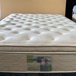 Queen Size Mattress (Colchon Queen Size)