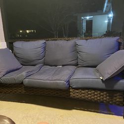 Wicker sofa For Outdoors 