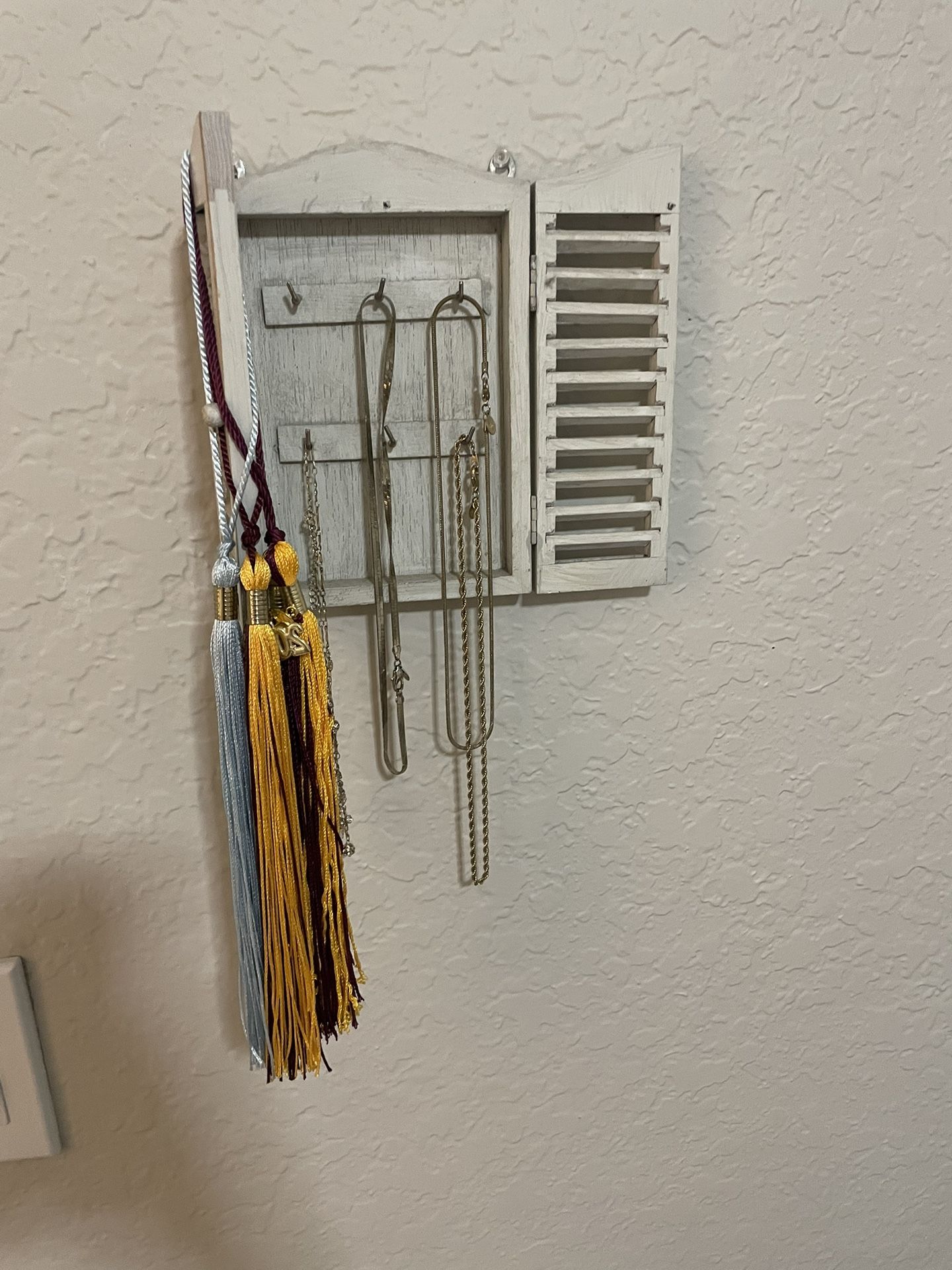 Key / Jewelry Holder