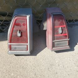 Monte Carlo Tail Light Assembly Complete Left And Right