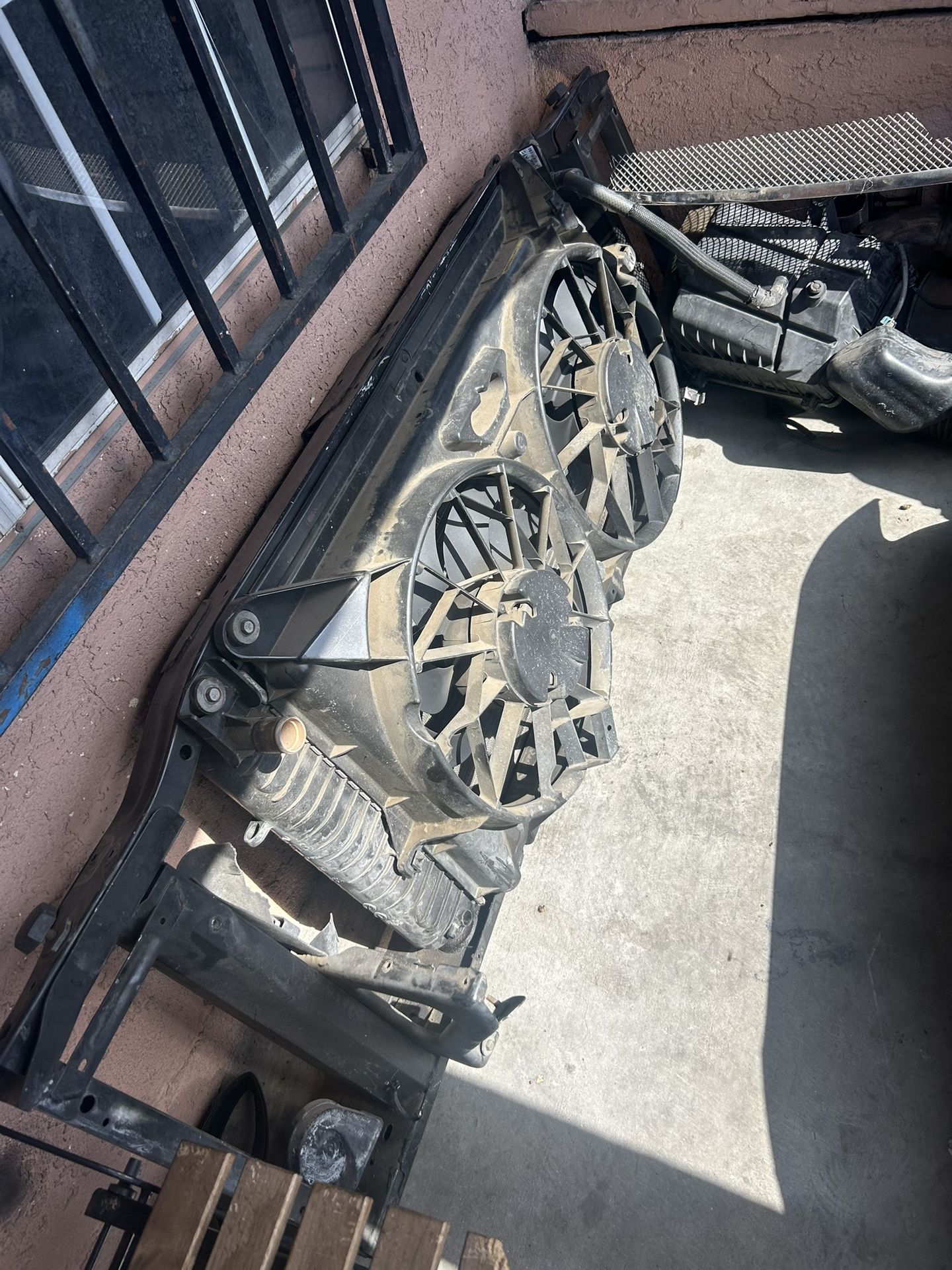 2007 Escalade Radiator Core Support