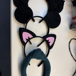 Set of 4 cute cat ears Headbands. $2/each. $6/4👍