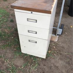 File Cabinet Steel 15 In Wide By 25 In Deep By 27 In High Three Door 