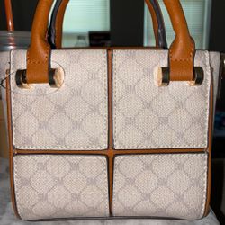 Small Steve Madden tote/crossbody