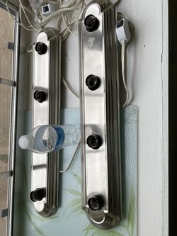 Vanity Light Fixtures