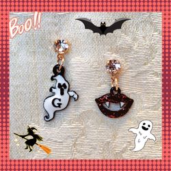 Scary ghost & sparkling blood red enamel lips stud earrings, silver rhinestones