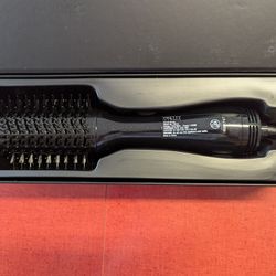 Pretty In A Minute Hot Volumizing Brush