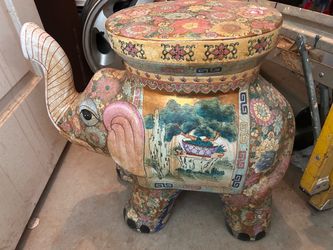 Japanese porcelain satsuma-style elephant garden and plant stand