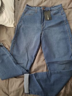 New fashion nova jeans