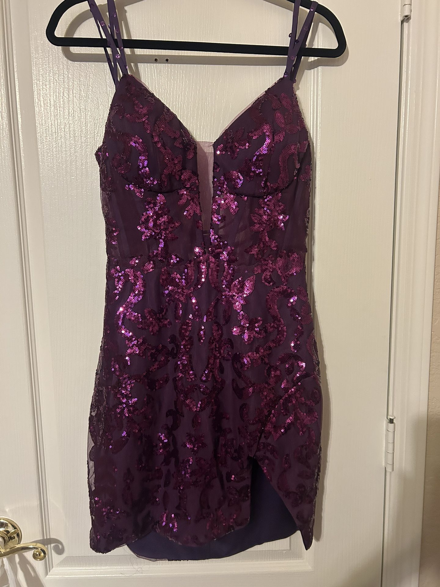 Sexy Sequins Cocktail Dress - New