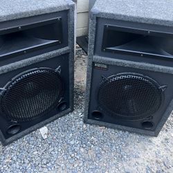 Speakers Size 12