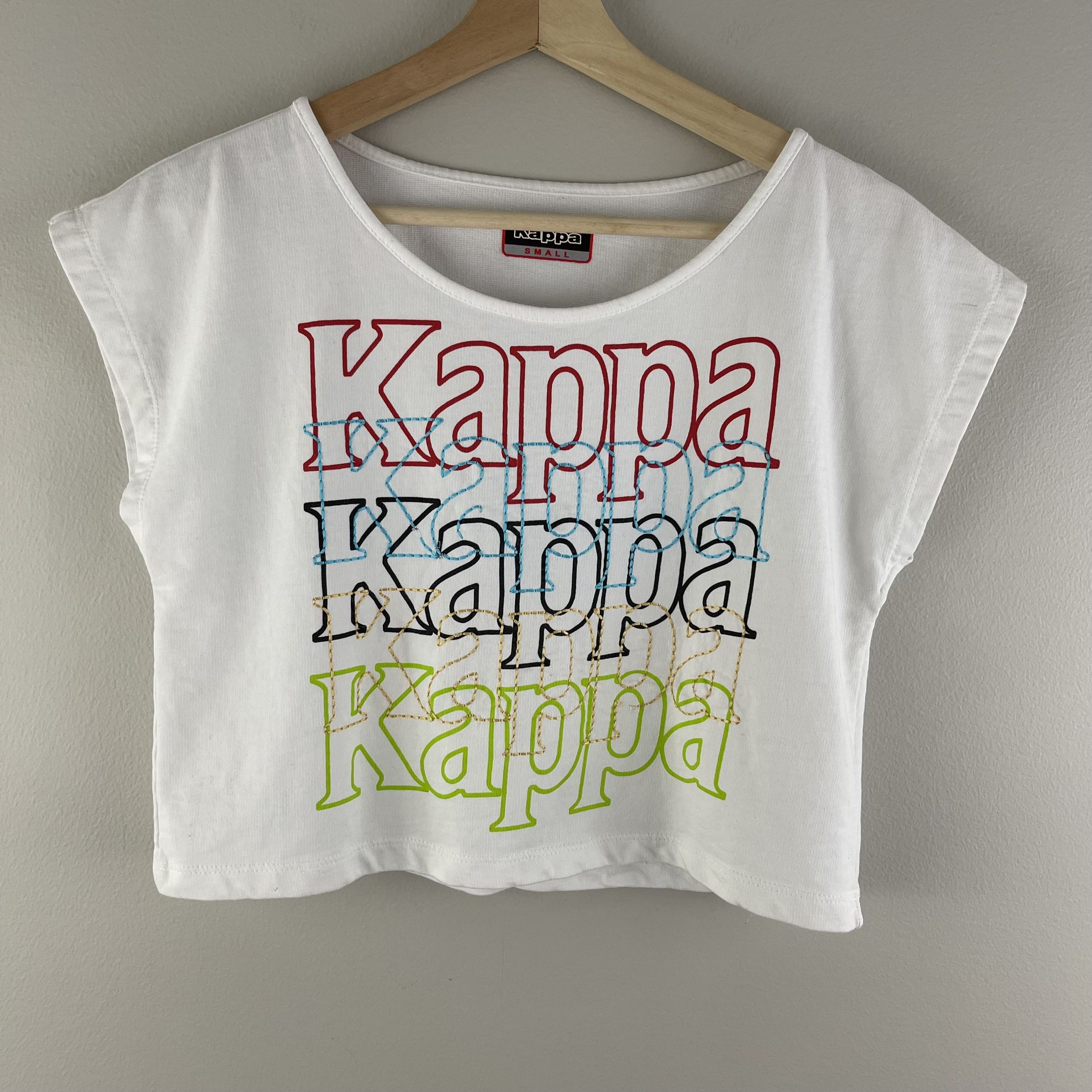 KAPPA Women’s White Multicolor Stitch Work Graphic Short Sleeve Cropped Tee