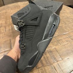 Size 10M Air Jordan 4 retro Black Cat Scratched Left Foot