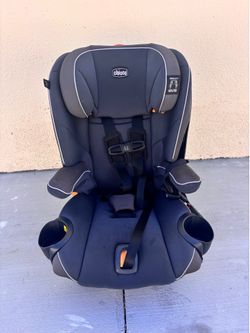Chicco car seat