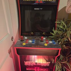 Midway Mortal Kombat 2 With Stand