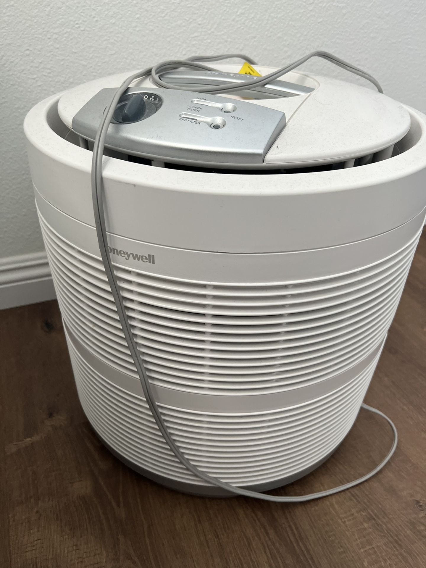 Honeywell 50250-S Air Purifier Hepa